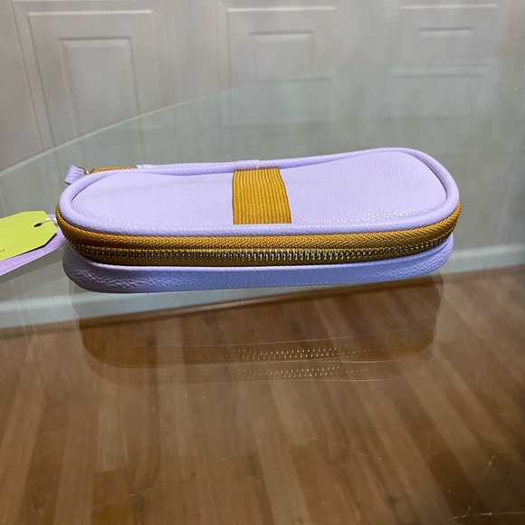 Essentials rulers, scissors, Staples, tape, binder clips, page flags Ruler - Picture 7 of 7